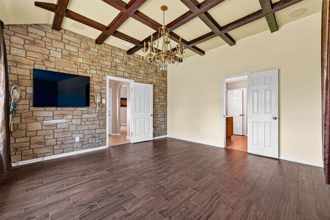 Building Photo - 26738 Henson Falls Dr