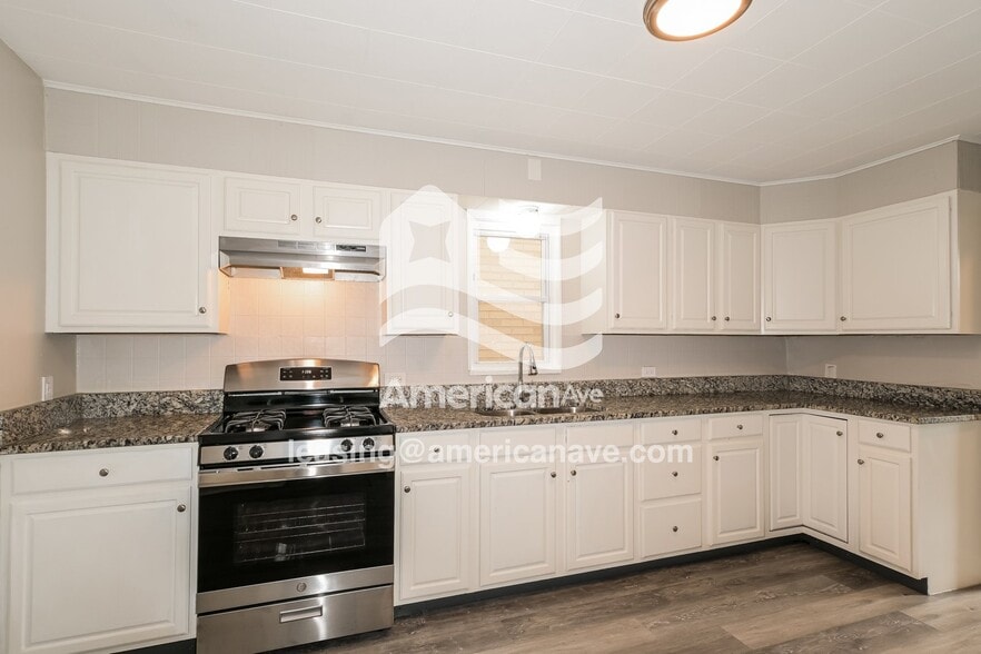 Building Photo - 6532 Corbitt Ave