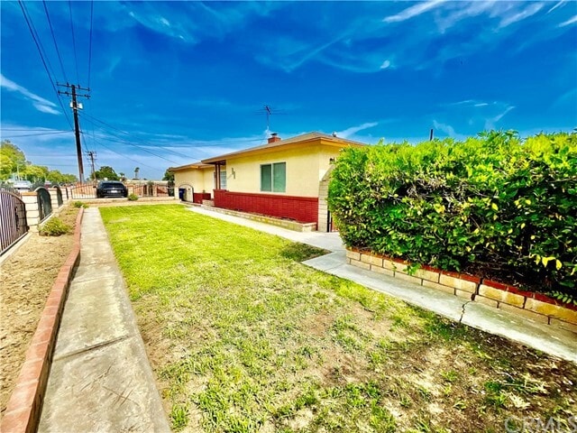 Building Photo - 7247 E Riverside Dr