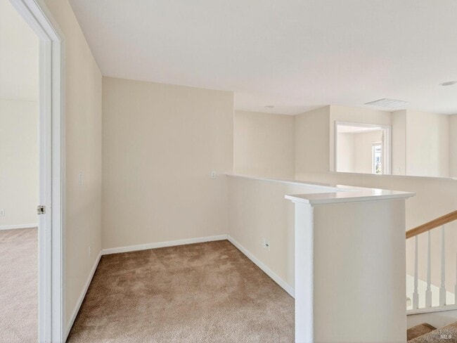 Building Photo - 5794 Owl Hill Ave