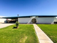 Building Photo - "Spacious 4-Bedroom, 2-Bathroom in Yuma!"