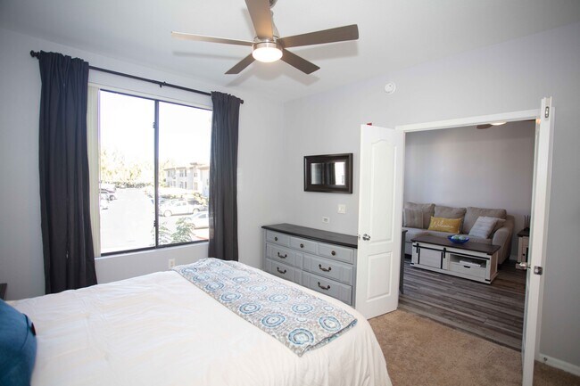 Building Photo - 6900 E Princess Dr