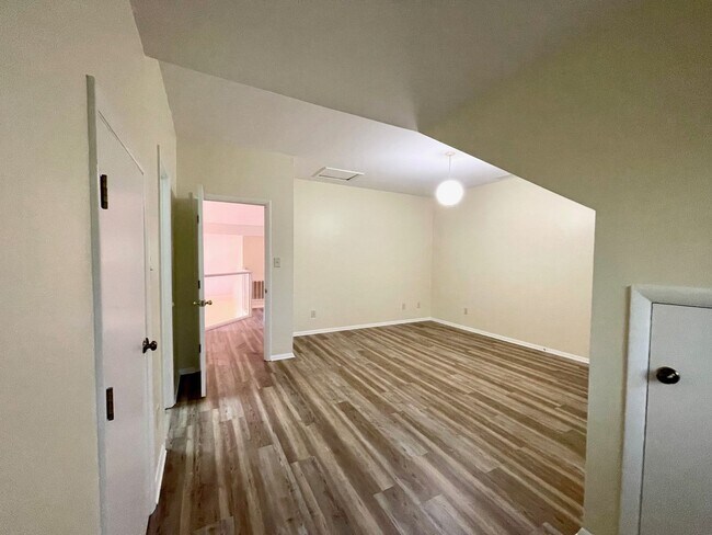 Building Photo - A Beautiful Updated End Unit Townhouse in Coventry, with 2 bedrooms on the first floor. Right nex...