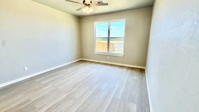 Building Photo - Beautiful Brand New 3-Bedroom Home in Coun...