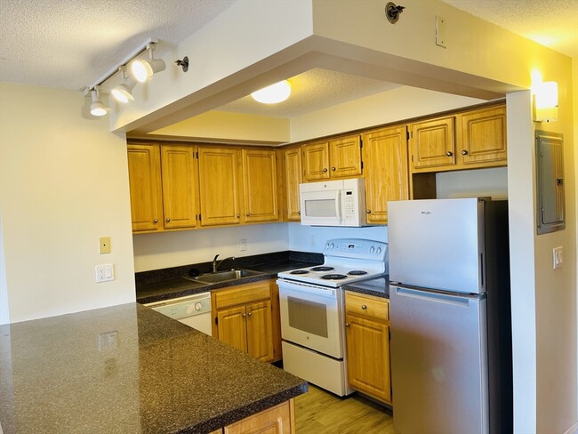 1025 Hancock St - 1025 Hancock St Quincy MA 02169 | Apartment Finder