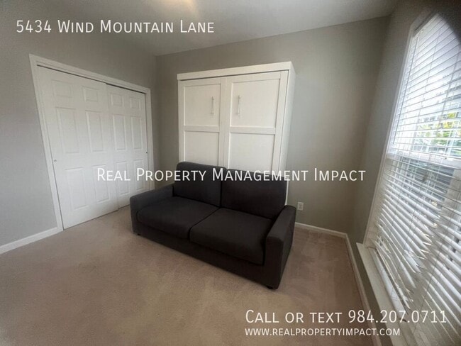 Building Photo - 5434 Wind Mountain Ln