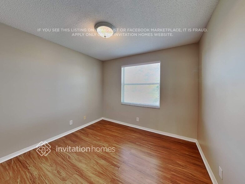 Building Photo - 4289 NW 1st Pl