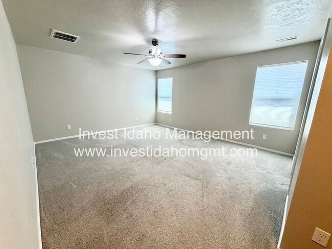 Building Photo - Spacious 4 Bed 2 Bath Home in Kuna