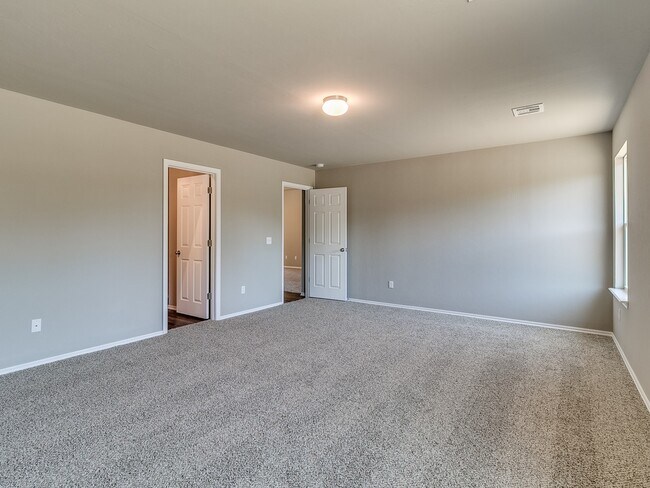 Building Photo - 9817 Glover River Dr