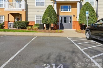 Building Photo - 17122 Red Feather Dr