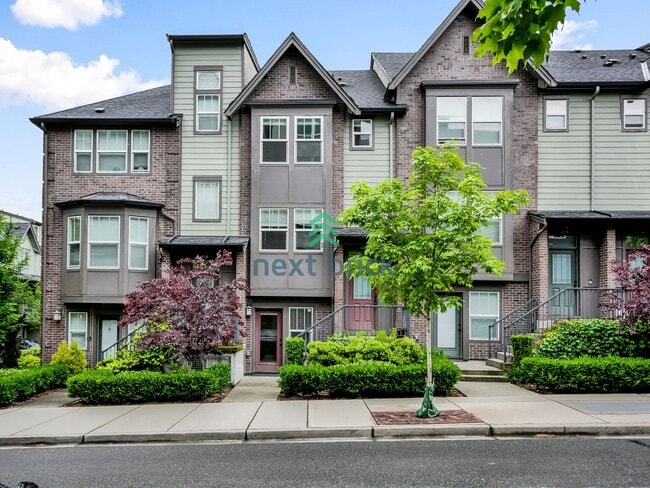 Primary Photo - A Sparkling 3 Bed 2.5 Bath Home for Rent!