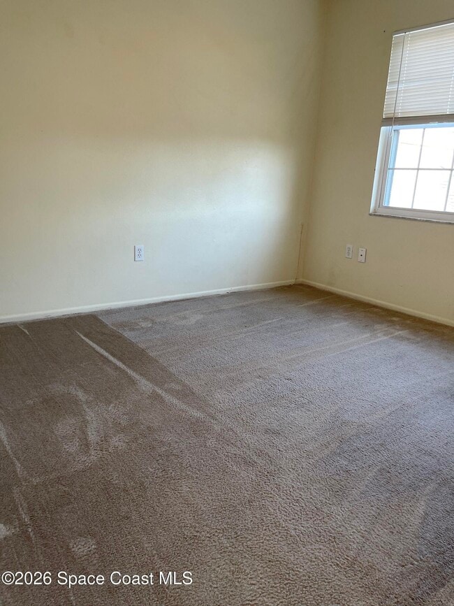 Building Photo - 1495 Malibu Cir NE