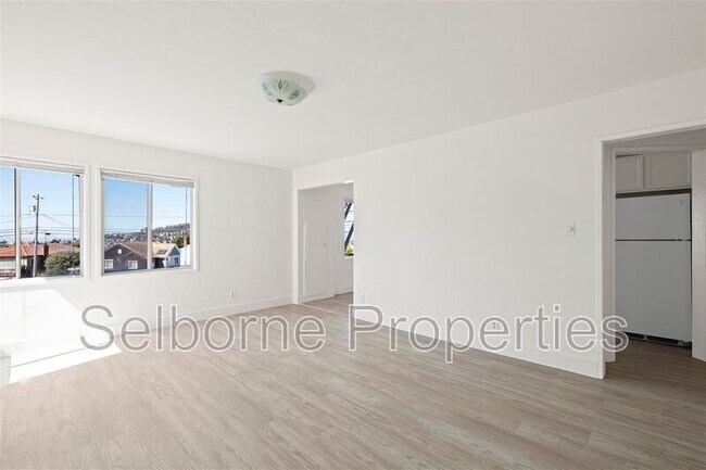 Building Photo - 369 Colusa Ave