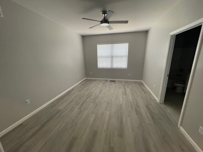 Building Photo - 94 Timber Hill Dr