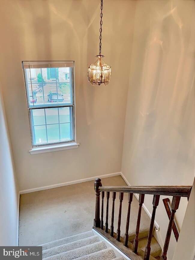 Building Photo - Welcome to this beautifully maintained brick end residence in the heart of Falls Church, where co...