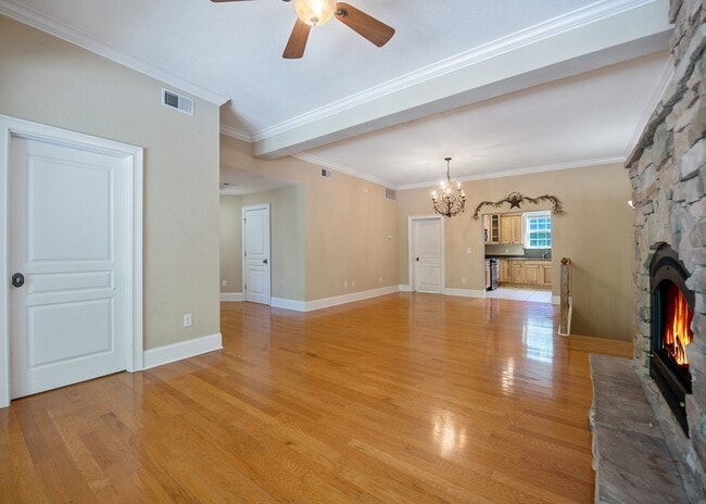 Building Photo - 2145 Ridgecrest Cir