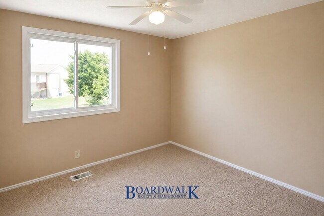 Building Photo - 5072 W 6600 S