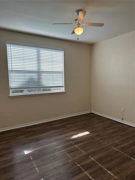 Building Photo - 3324 Parkchester Square Blvd