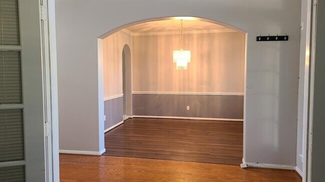 Building Photo - 23715 Indian Hills Way