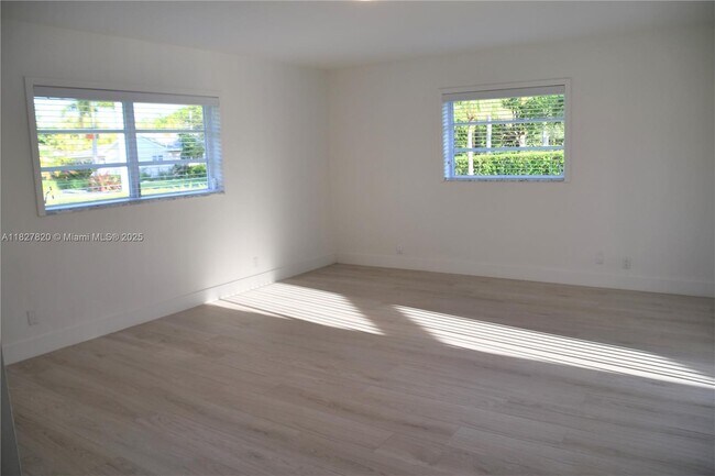 Building Photo - 7200 SW 132nd St