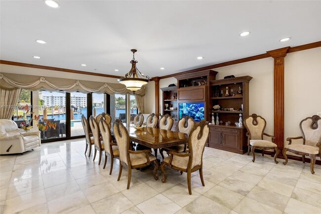 Building Photo - 655 Hibiscus Dr