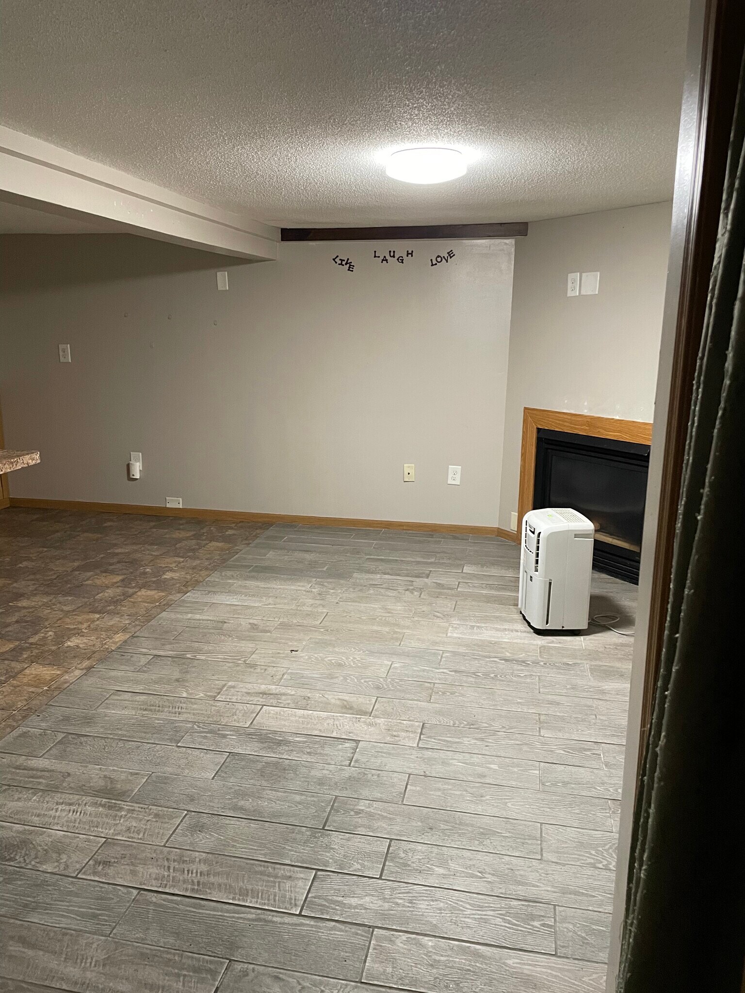 B living space - 929 4th St SE