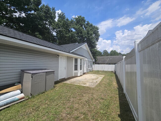 Building Photo - 509 Auburndale Ln