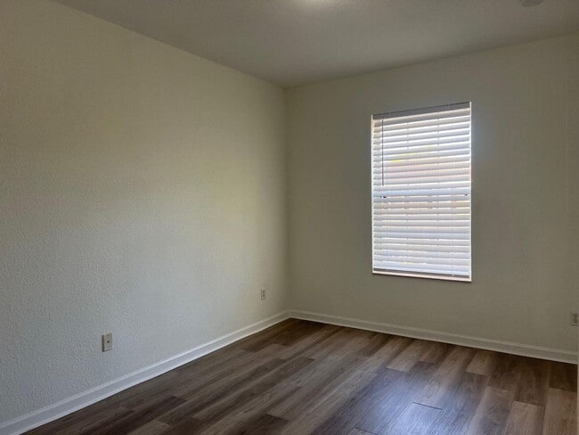 Building Photo - 4406 Windmill Palm Way