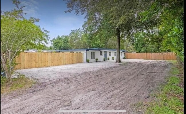 Building Photo - 5101 N Orange Ave