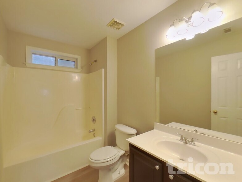 Building Photo - 130 Ralston Ct