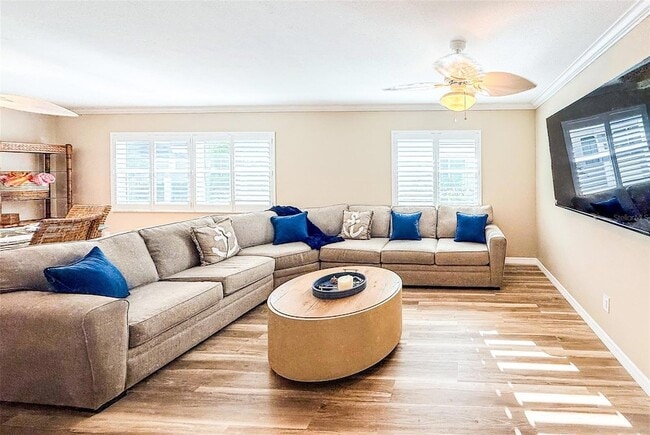 Building Photo - 1900 Benjamin Franklin Dr