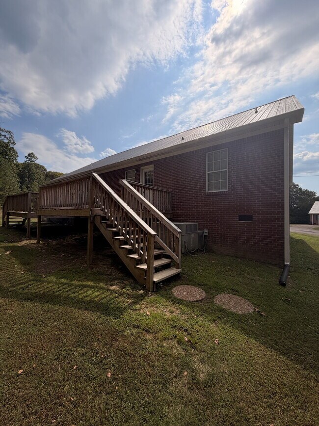 Building Photo - 1022 Wesley Cove