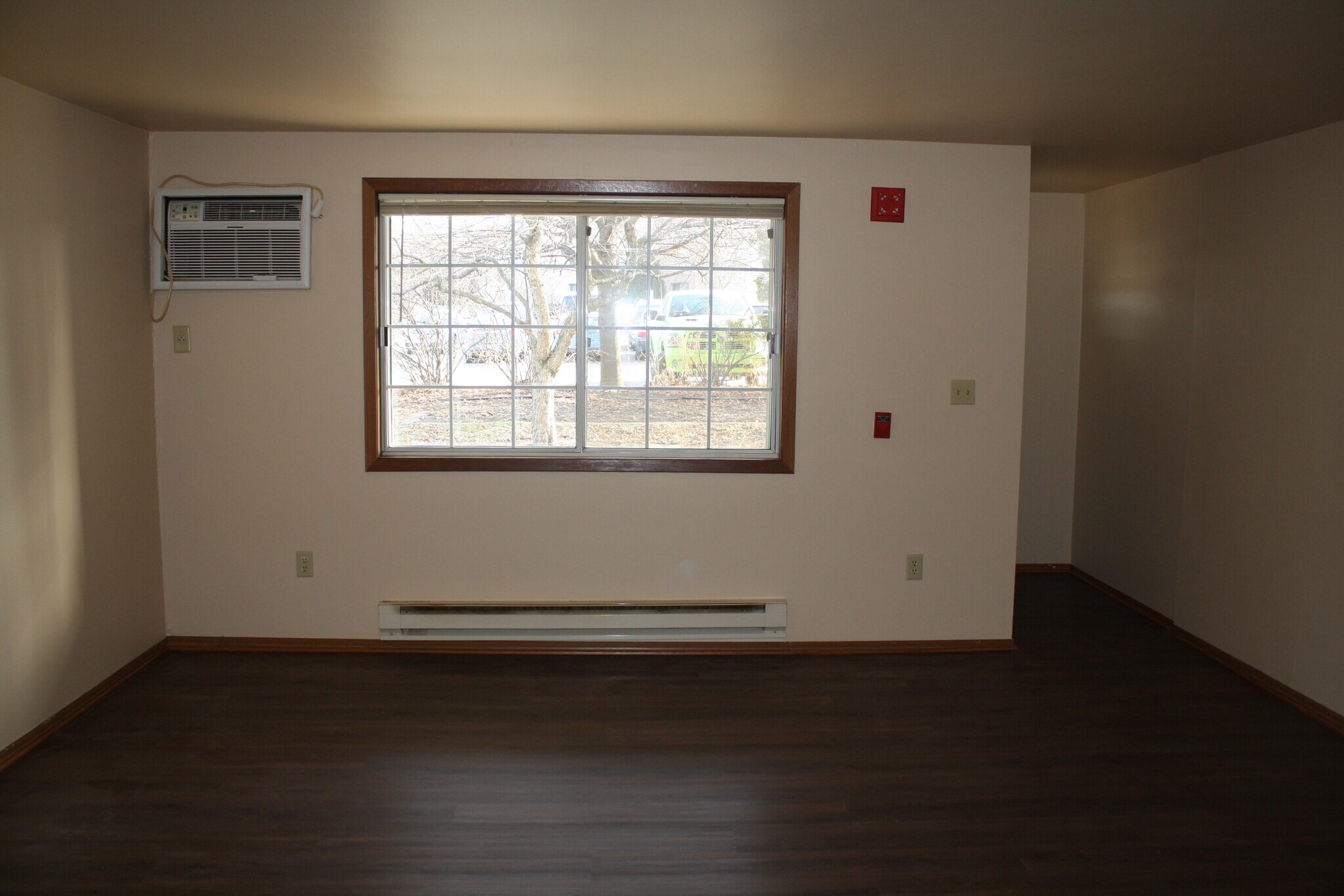 Living Room - 3508 S 43rd St