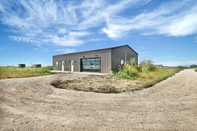 Building Photo - 261 Co Rd 423