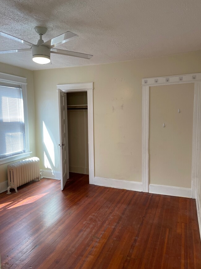 Bedroom - 581 Beechwood Ave