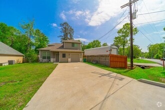 Building Photo - 1206 Oxon Run