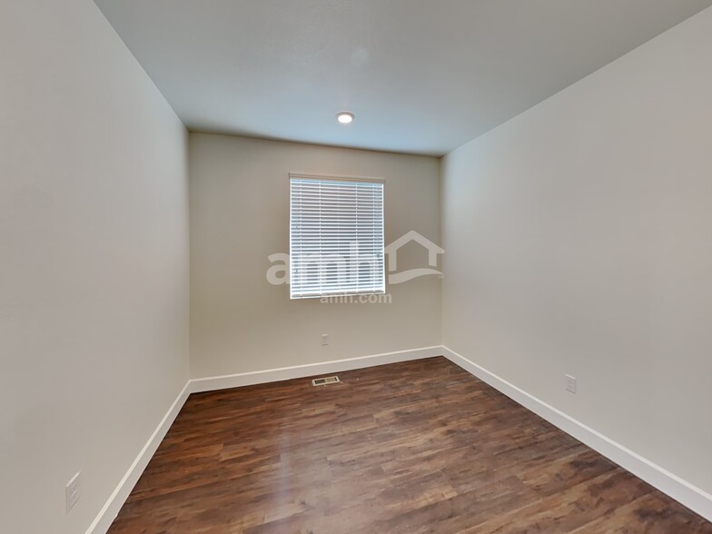Building Photo - 8225 Joyce St