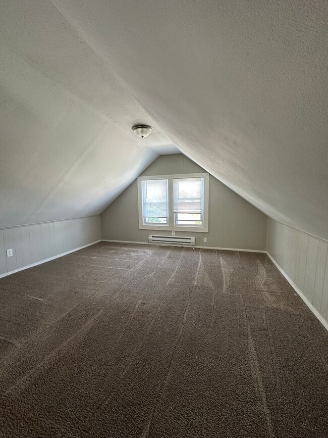 Building Photo - 3591 W 134th St