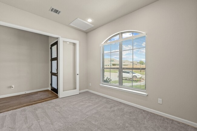 Building Photo - 1507 Delta Creek Dr