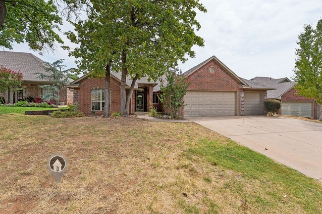 Building Photo - 716 Tuscany Way