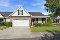 Building Photo - Discover this well-appointed 3-bedroom plus bonus room , 2-bath home in Carleton Place