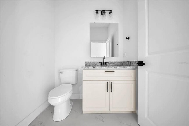 Building Photo - 17135 SW 41st Ct