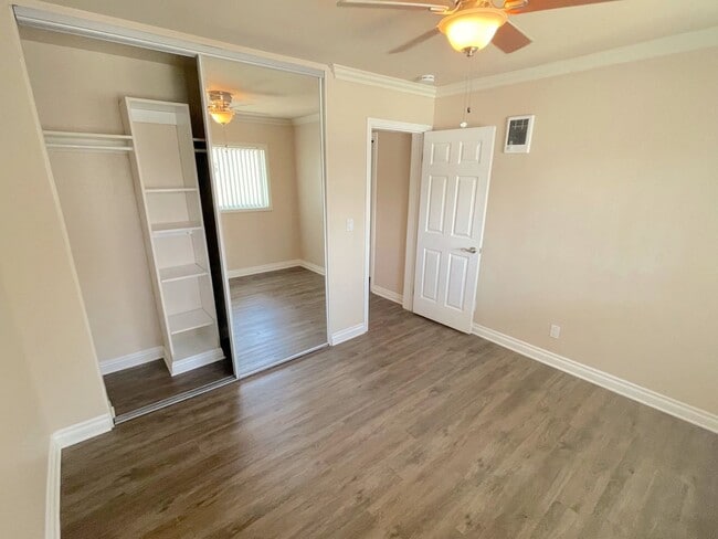 Building Photo - M/I Special - Awesome Condo - Complex W/ Pool & Located Minutes From Beach