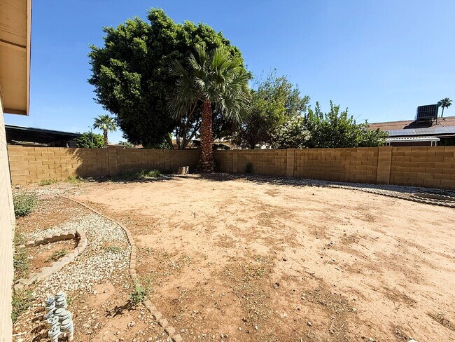 Building Photo - Spacious North Phoenix Home on Large Lot – Move-In Ready!