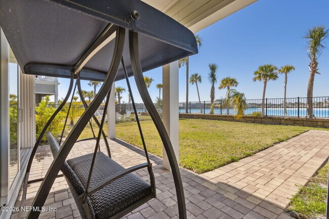 Building Photo - 401 Marquesa Cir