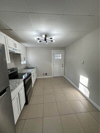 Building Photo - 1807 Luzerne St