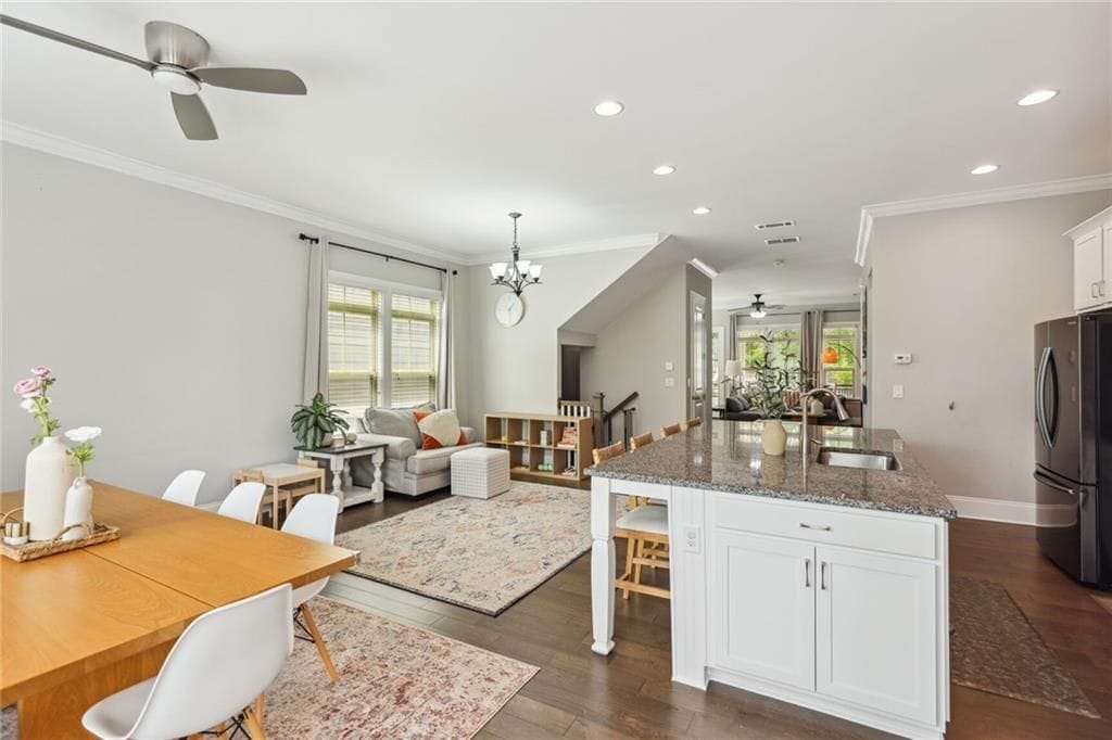 Building Photo - 1007 Edgemont Dr