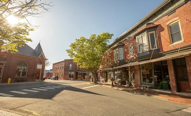 Building Photo - 207 Barbary Coast Dr