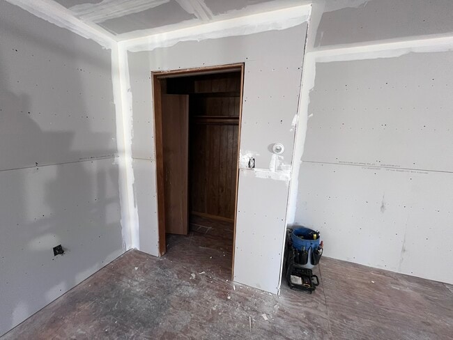 Building Photo - 1515 House