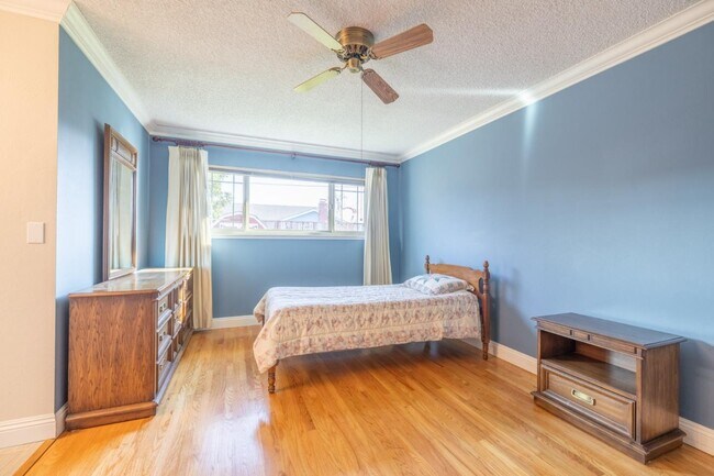 Building Photo - 3276 Andora Dr